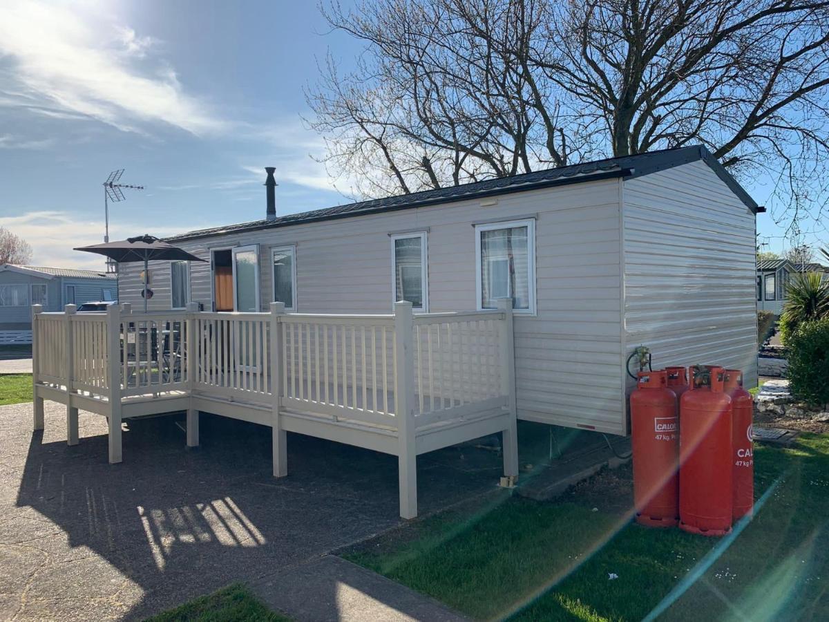 Отель Sun Bed Saint Osyth Экстерьер фото